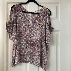 NWOT LUSH Short Sleeve Blouse
